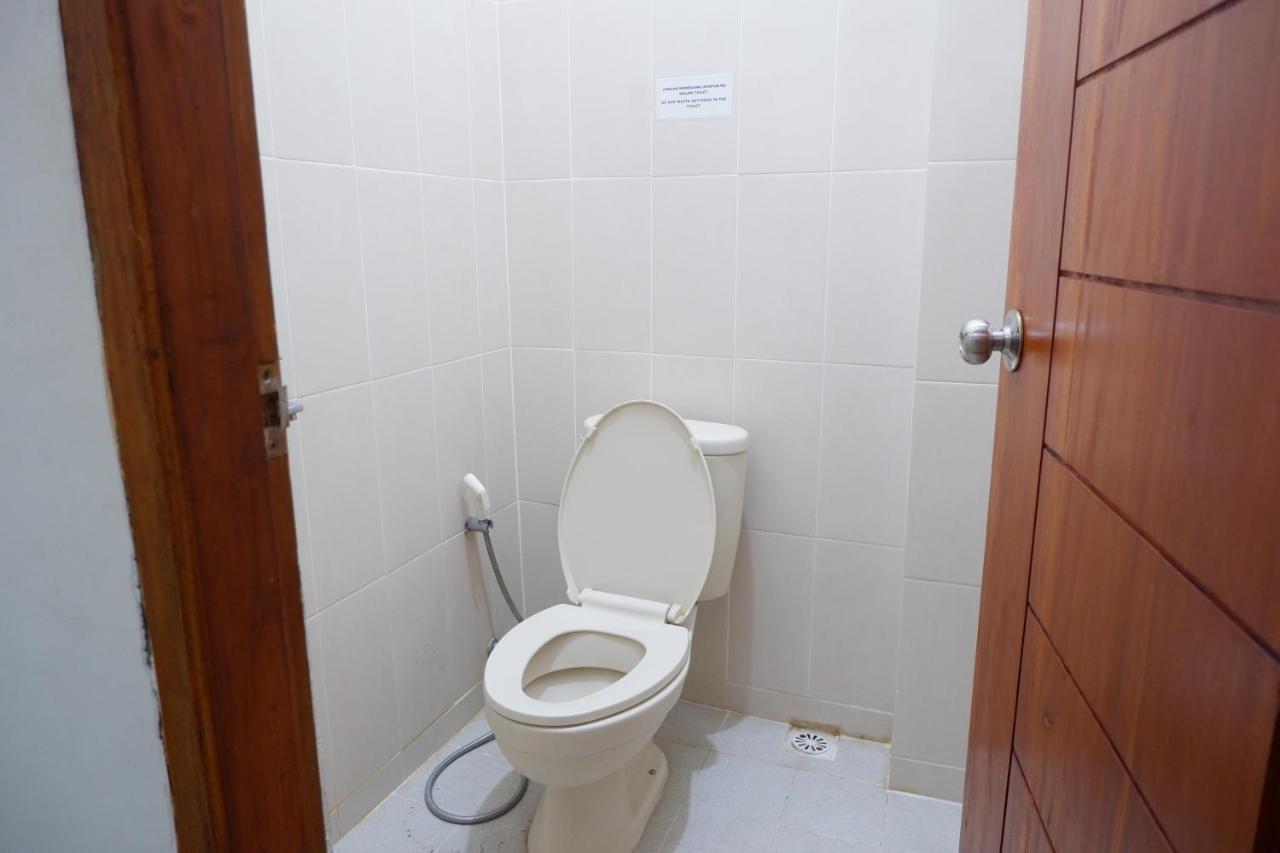 Reddoorz At Bale Eja Syariah Senggigi Apartamento Montongbuwoh Exterior foto